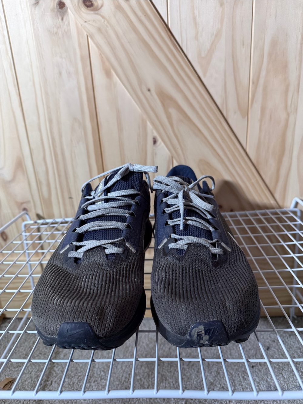 Nike Pegasus 40 Men's Running Shoes Cowboys- Charcoal, Black, White - Picture 2 of 8